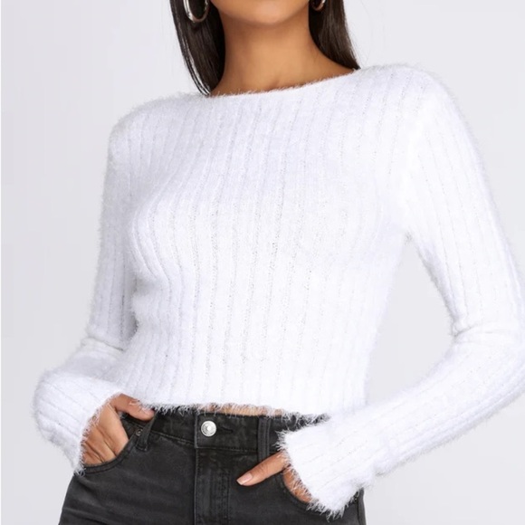 Windsor White Fuzzy Cropped Pull Over Sweater - Picture 4 of 7